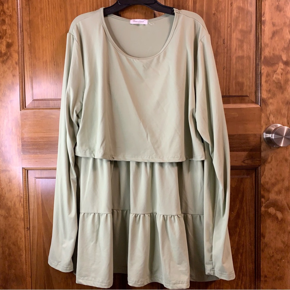 Bearsland XXL long-sleeve green tiered nursing blouse